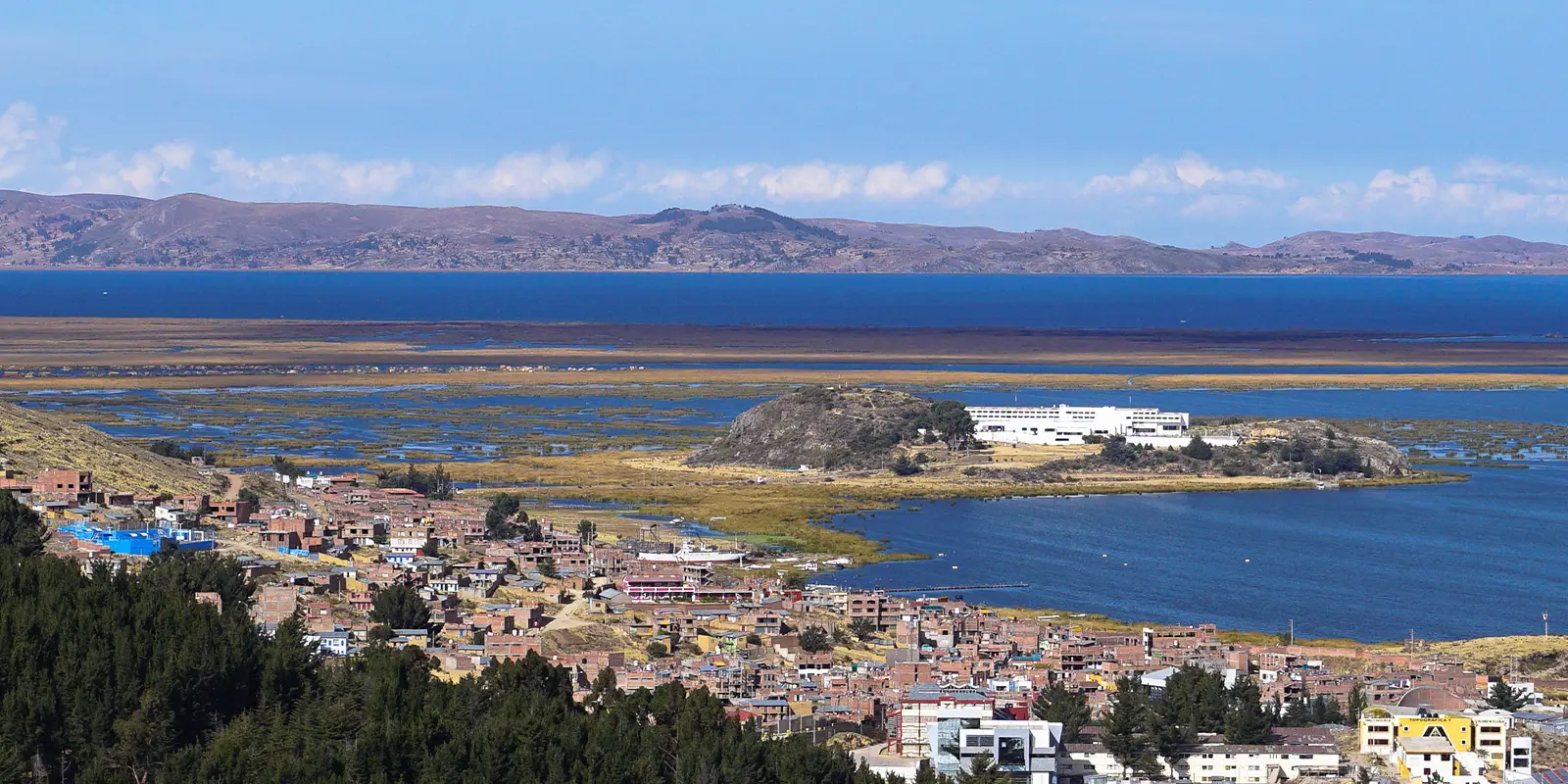 lake titicaca puno