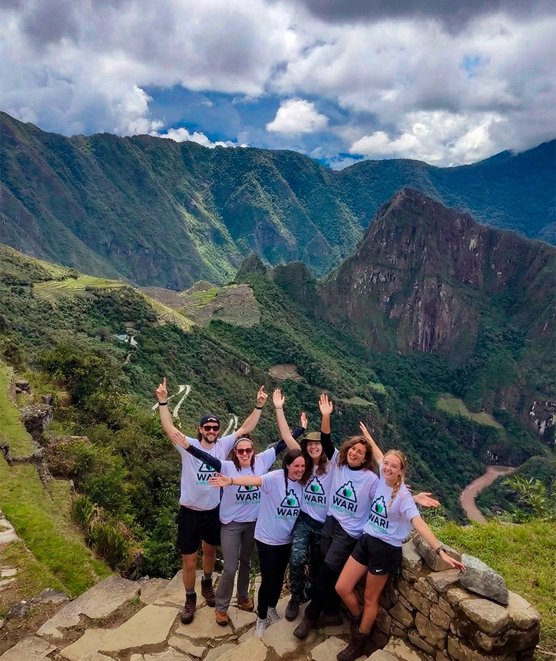 Chincheros - Wari Expeditions