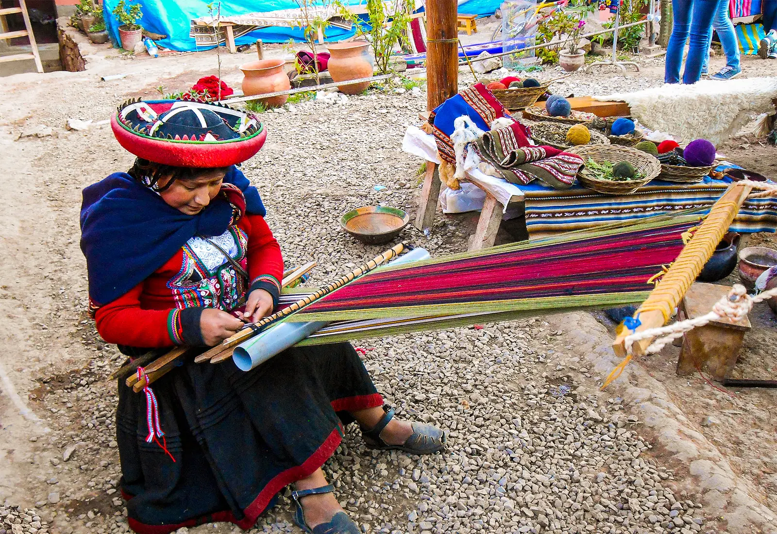 902 loca people cusco peru